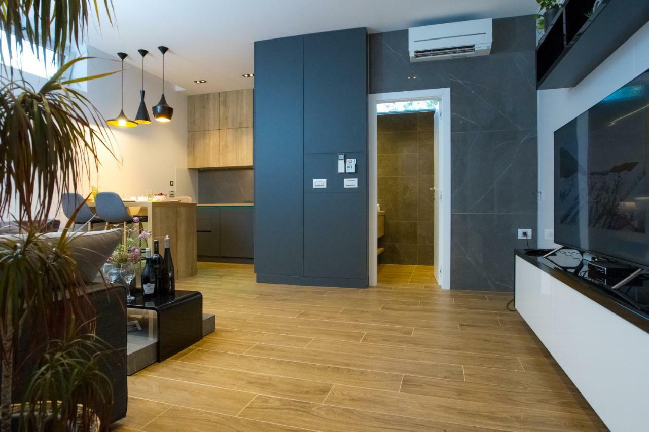 Apartmani Paklenica Noa Starigrad Exterior photo